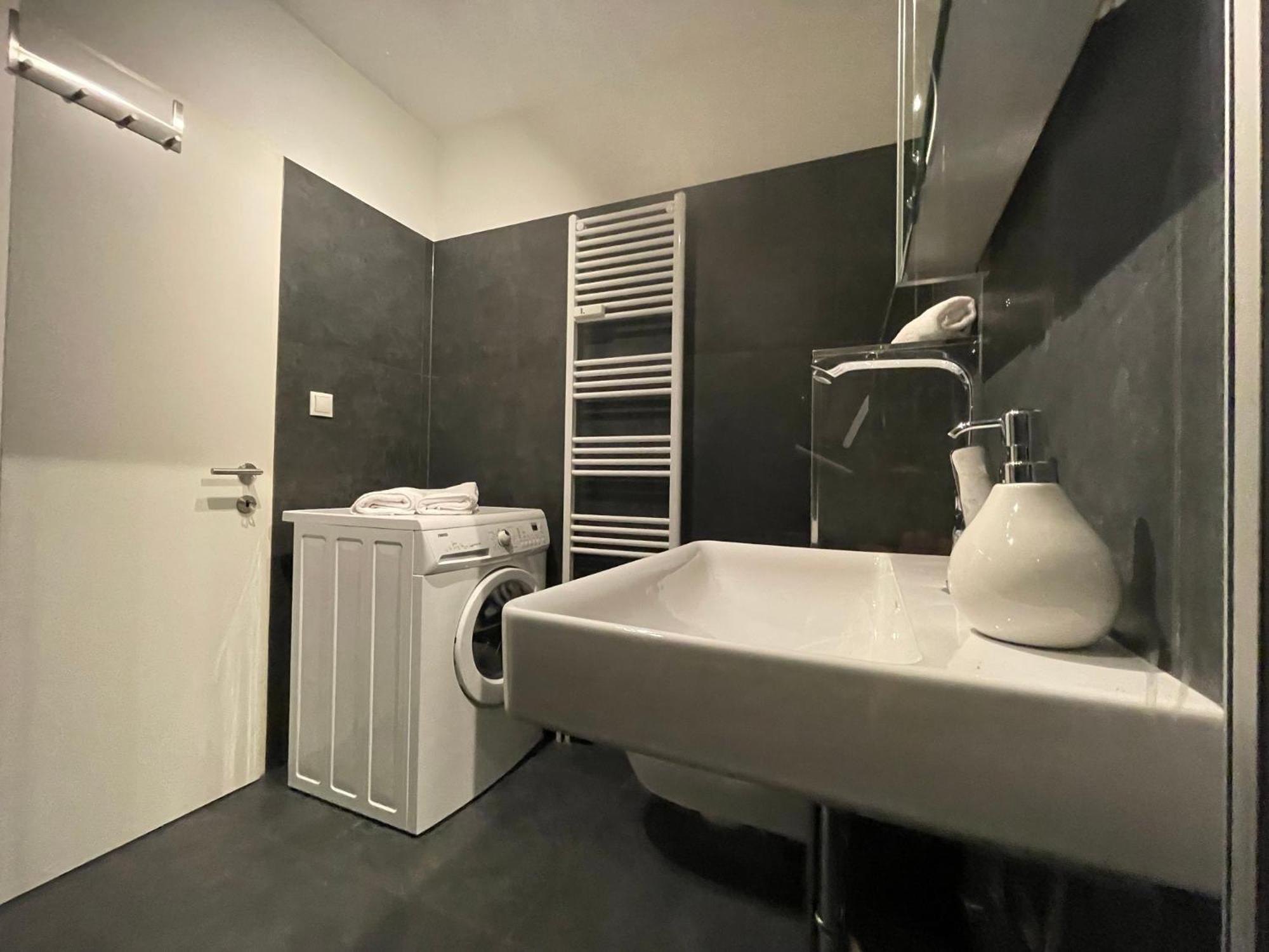 Stylische Stadt-Wohnung Bregenz - Mit Parkplatz Luaran gambar